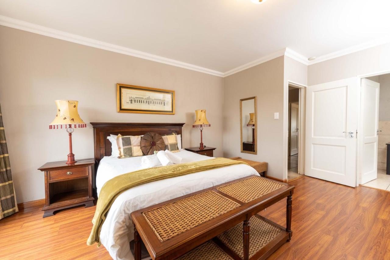 Fatmols Guest Lodge Γιοχάνεσμπουργκ Εξωτερικό φωτογραφία