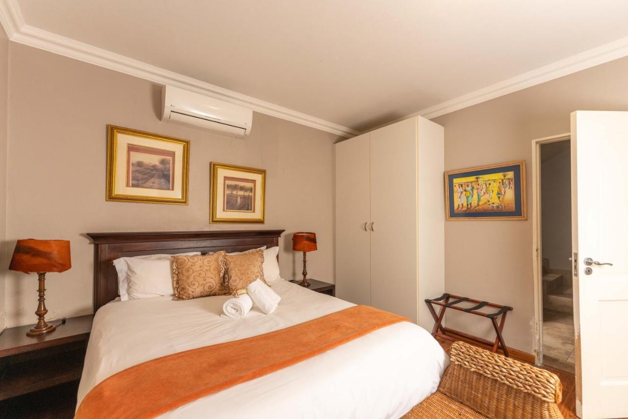 Fatmols Guest Lodge Γιοχάνεσμπουργκ Εξωτερικό φωτογραφία