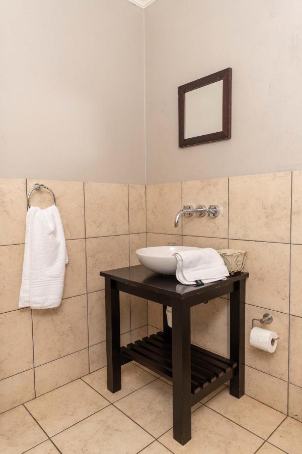 Fatmols Guest Lodge Γιοχάνεσμπουργκ Εξωτερικό φωτογραφία